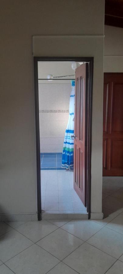 Ferienwohnung Alcobas Con Desayuno Incluido Bano Compartido Medellín Exterior foto