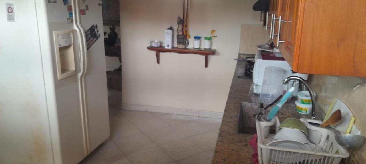 Ferienwohnung Alcobas Con Desayuno Incluido Bano Compartido Medellín Exterior foto